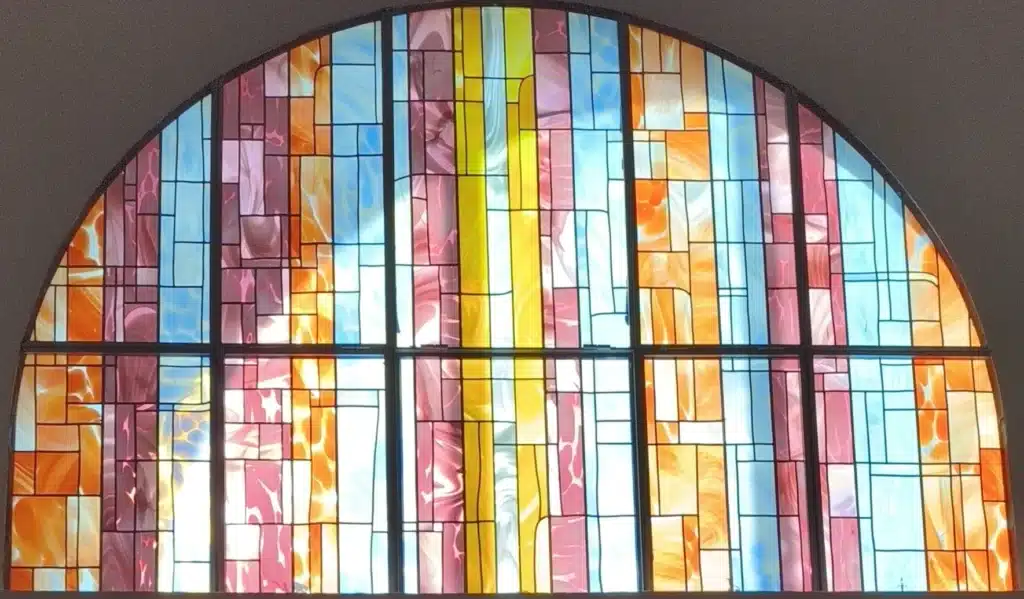 Chœur des sœurs, Vitrail